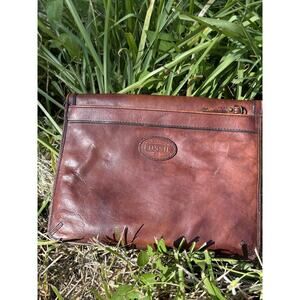 FOSSIL LEATHER CLUTCH PURSE
